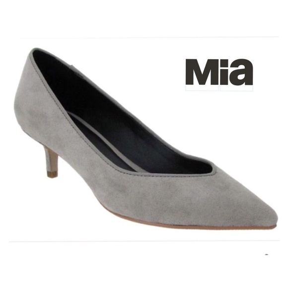Mia Shoes - NEW MIA JANETTE POINTED TOE KITTEN HEEL PUMPS 6.5